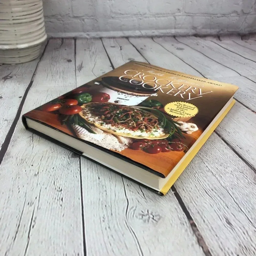 vintage mable hoffman's crockery cookery 1985